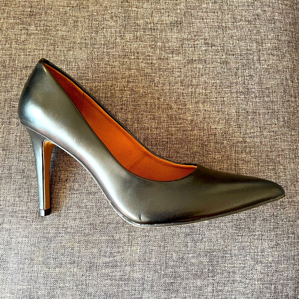 Christian Siriano Black Pumps